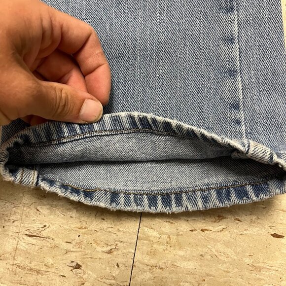 Levis 505 Jeans Men's 30x32 Blue Denim Regular Fit Straight Leg Light Wash - Picture 7 of 10